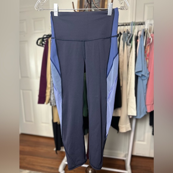 Lululemon Colour Me Ombre Crop 21"Midnight Navy/Gatsby Blue/Visto Blue | SIZE 4 - Picture 4 of 12